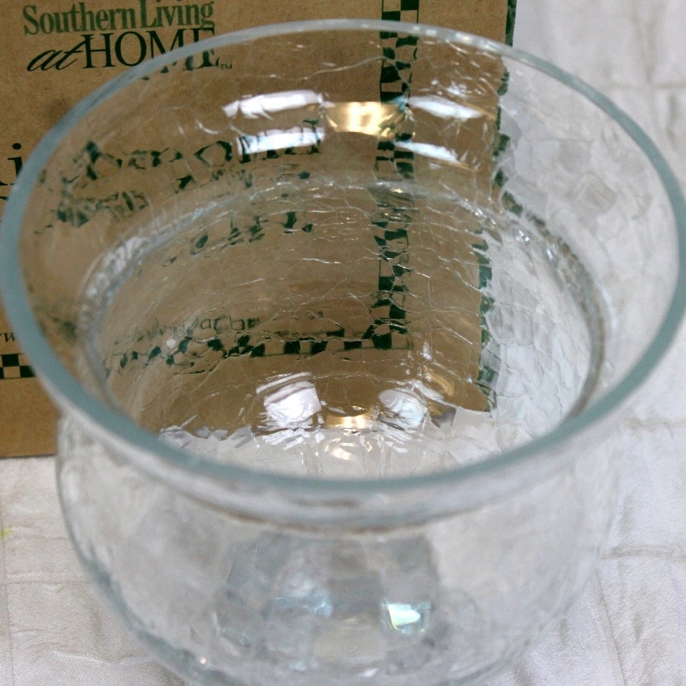 BNIB Southern Living At Home Richmond Glass Urn #40278 - Picture 4 of 5